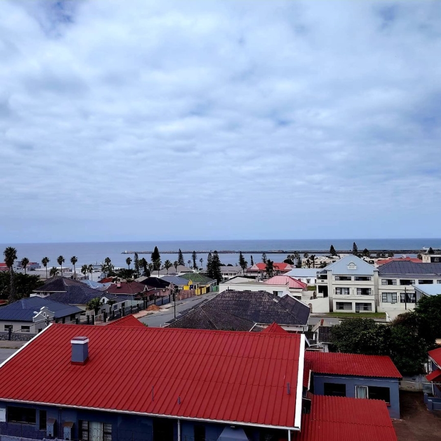 2 Bedroom Property for Sale in Quigney Eastern Cape